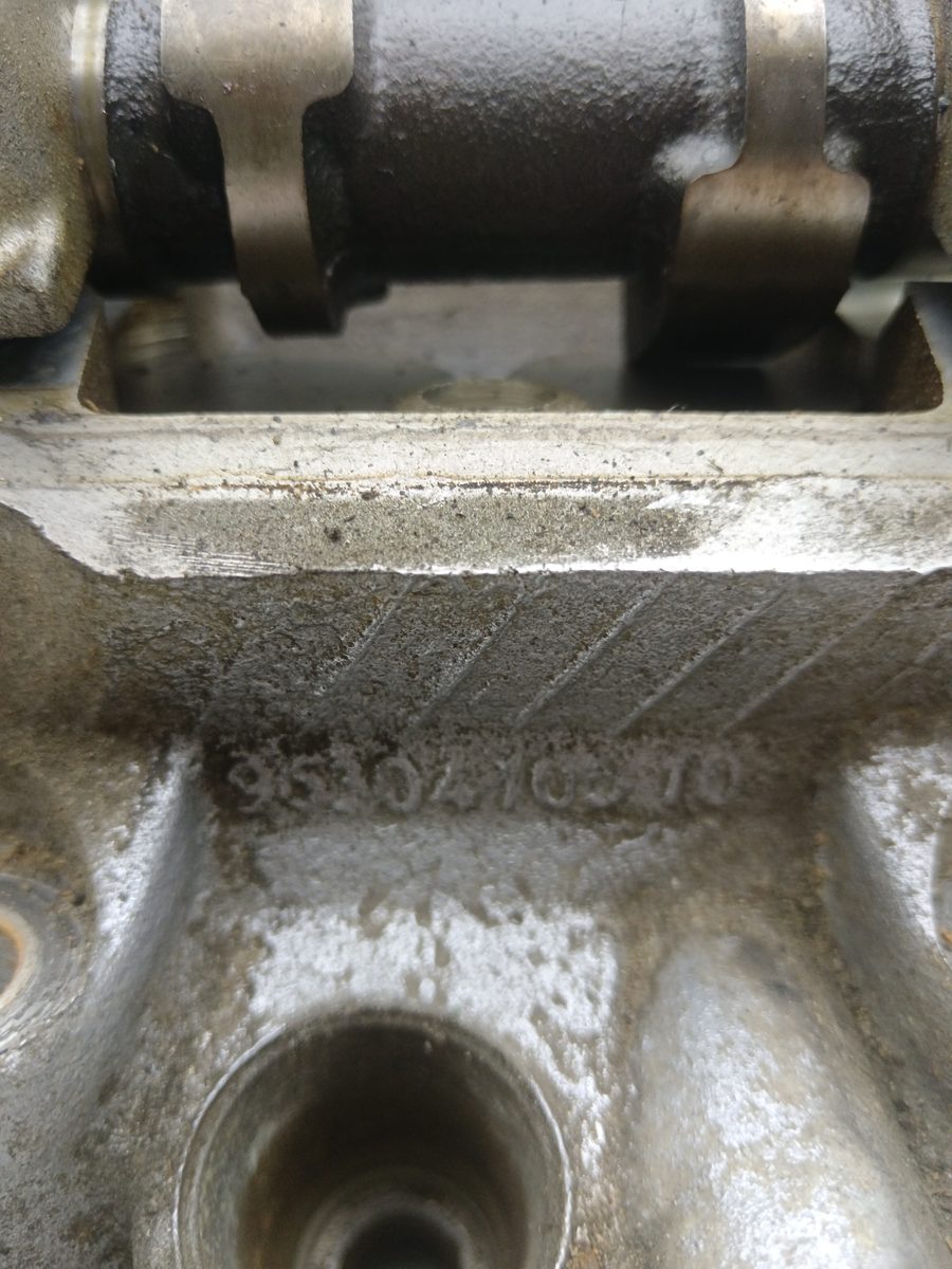 Tapa De Cilindros Citroën Xsara Berlina 1997-2005 1.8 CAT (LFX / XU7JB) 9630410510