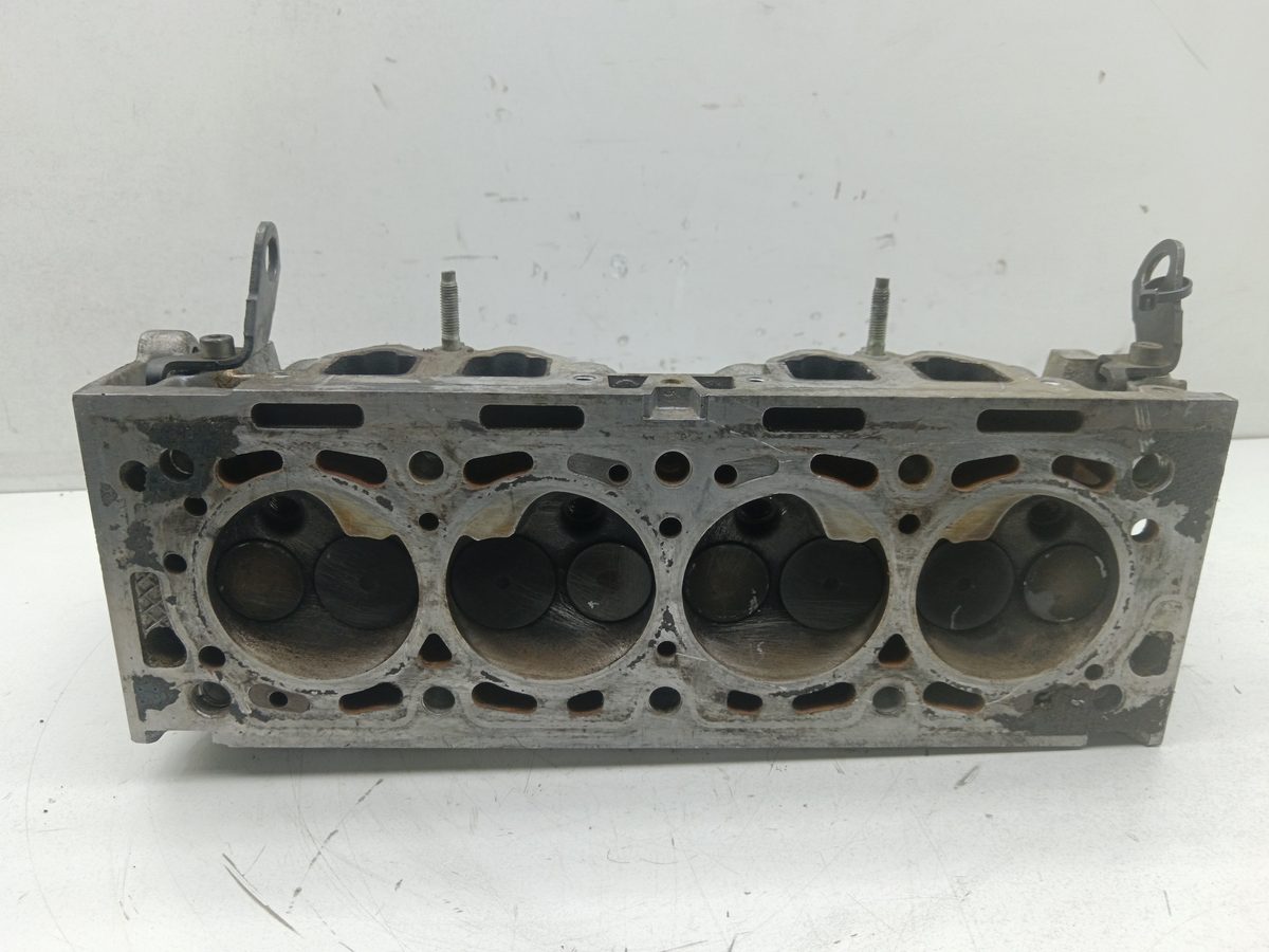 Tapa De Cilindros Citroën Xsara Berlina 1997-2005 1.8 CAT (LFX / XU7JB) 9630410510
