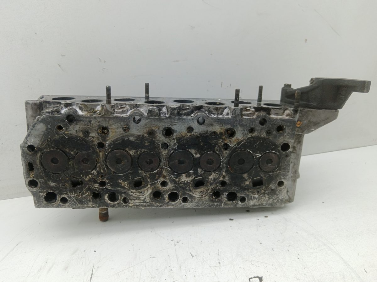 Tapa De Cilindros Mitsubishi L 200 (K60T) 1996-1999 2.5 Diesel 2.5L 55kW