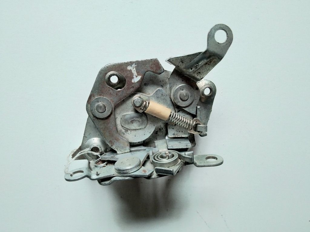 Cerradura Trasera Ford Escort Mk2 Pamperito Izquierda