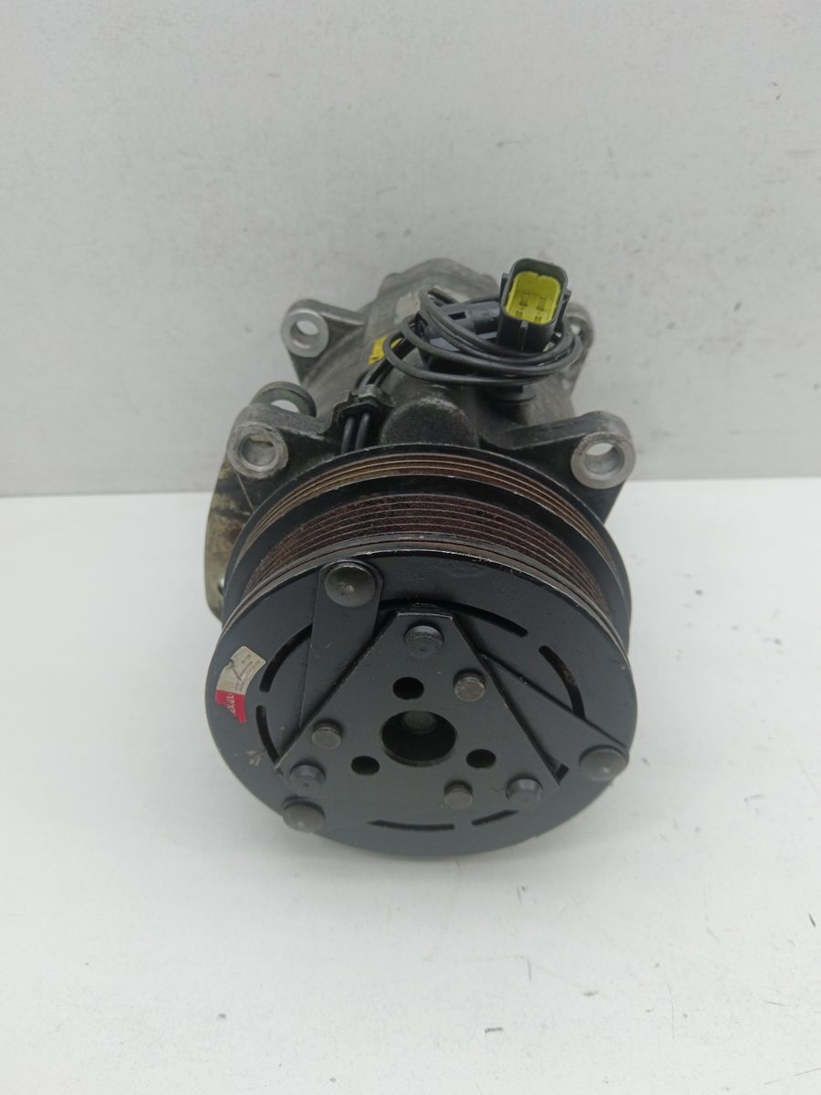 Compresor Aire Acondicionado Volvo Serie 460 1989-1997 1.7 CAT 1.7L 75kW SAEJ639