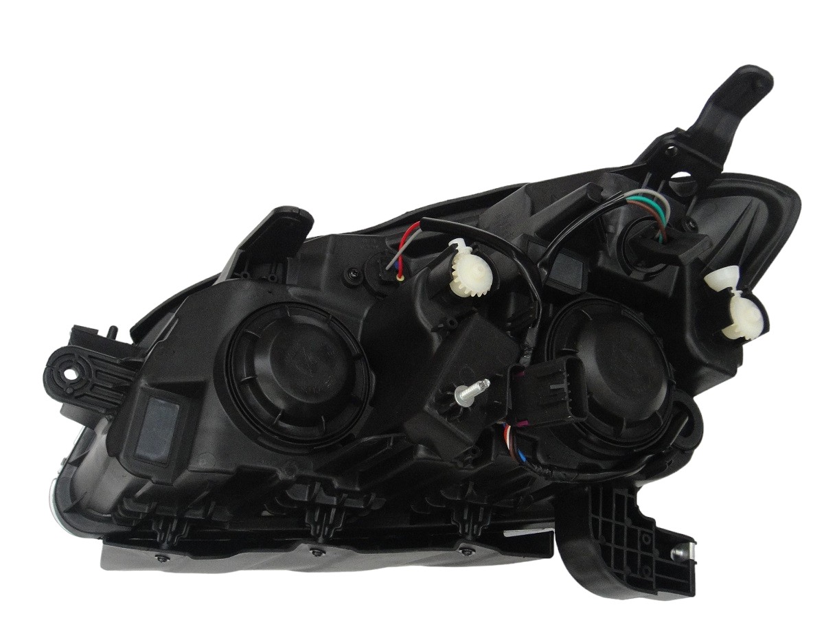 FARO SEMI OPTICO DERECHO CHEVROLET TRACKER 2013/2016