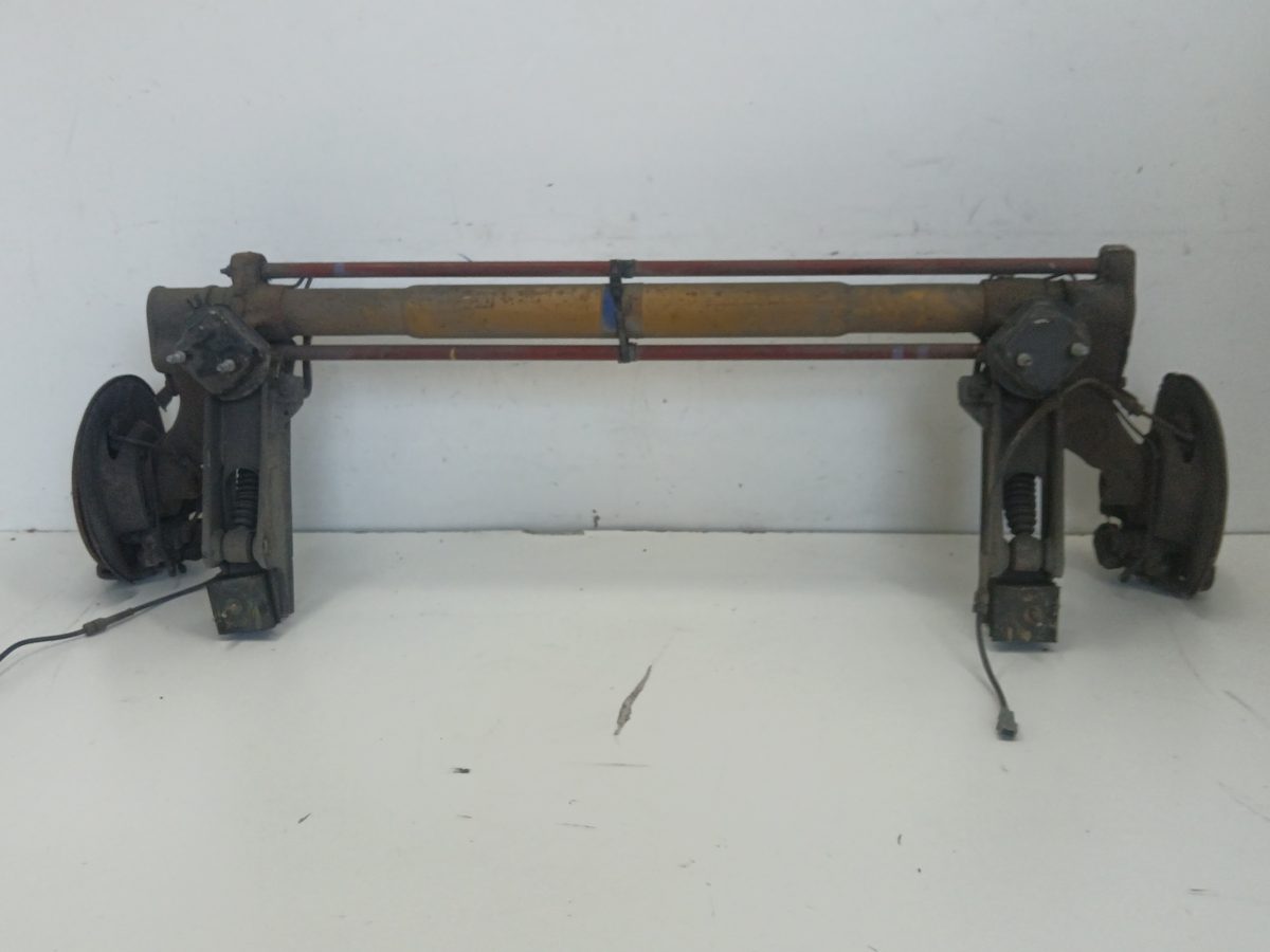 Puente Trasero Peugeot 306 Berlina 3/4/5 Puertas (S2) 1997-2003 Graffic 1.9L 51kW