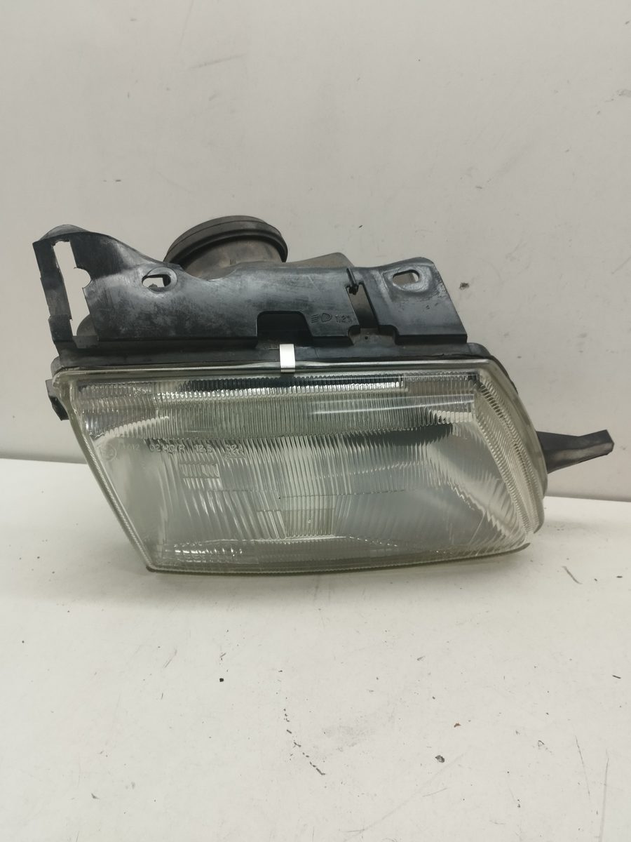 Faro Delantero Derecho Citroën Saxo 1996-2000 X
