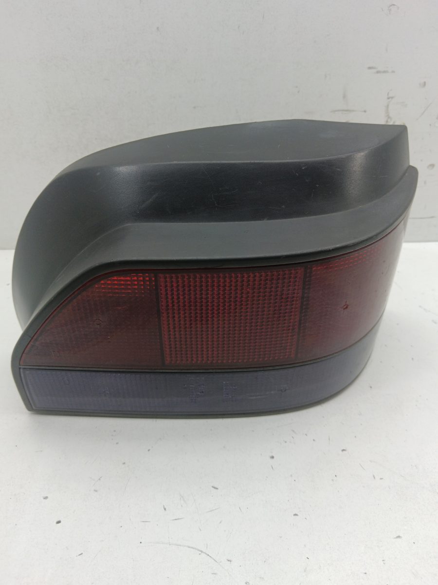 Farol Trasero Derecho Exterior Renault Megane Ii Berlina 5p 2002-2009 Authentique