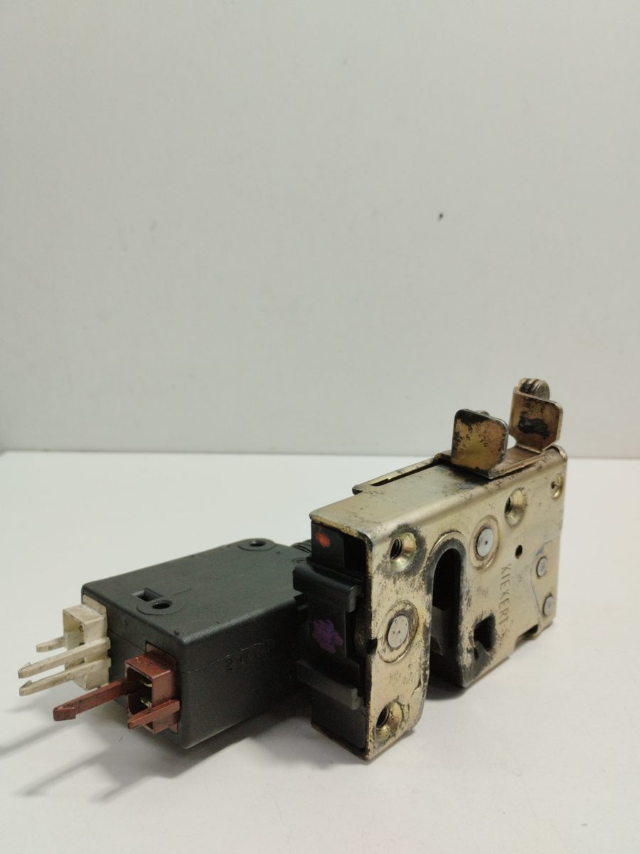 Cerradura Puerta Delantera Derecha Citroën Saxo 1996-2000 Seduction
