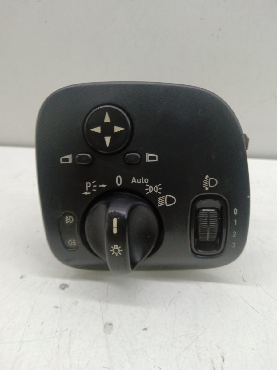 Llave Luces Mercedes-Benz Clase C (W203) Berlina 2000-2007 220 CDI (203.006) A20354506