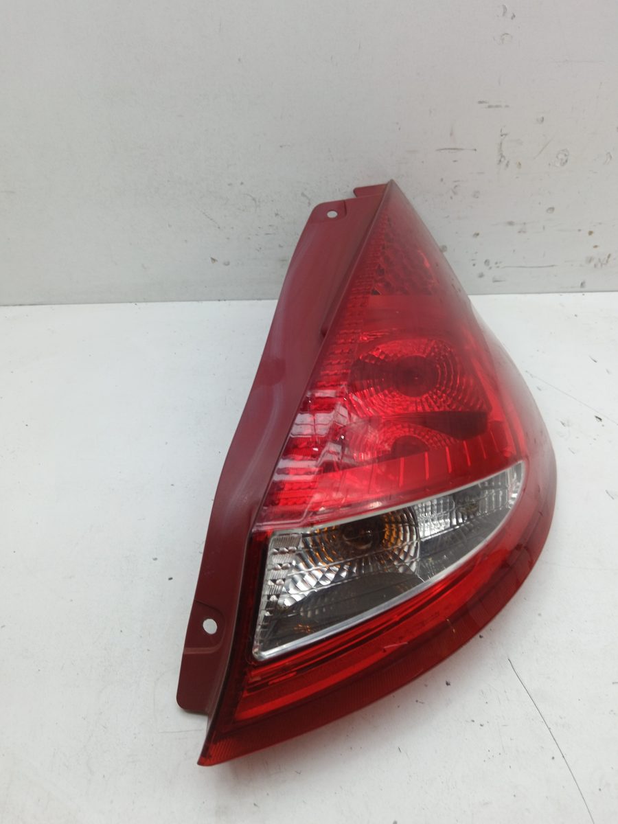Farol Trasero Derecho Exterior Ford Fiesta (CB1) 2008-2013 Ambiente