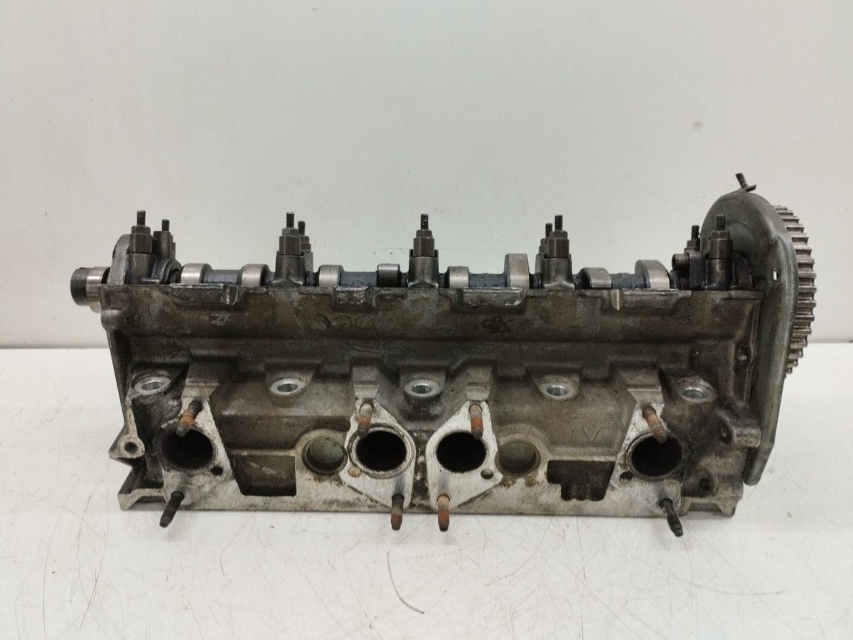 Tapa De Cilindros Peugeot 309 1986-Actualidad SR 1.6L 65kW