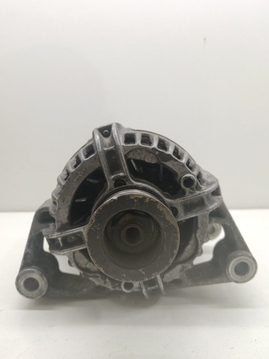 Alternador Opel Astra F Berlina 1991-1998 2.0 16V CAT (X 20 XEV / L34) 0124225004