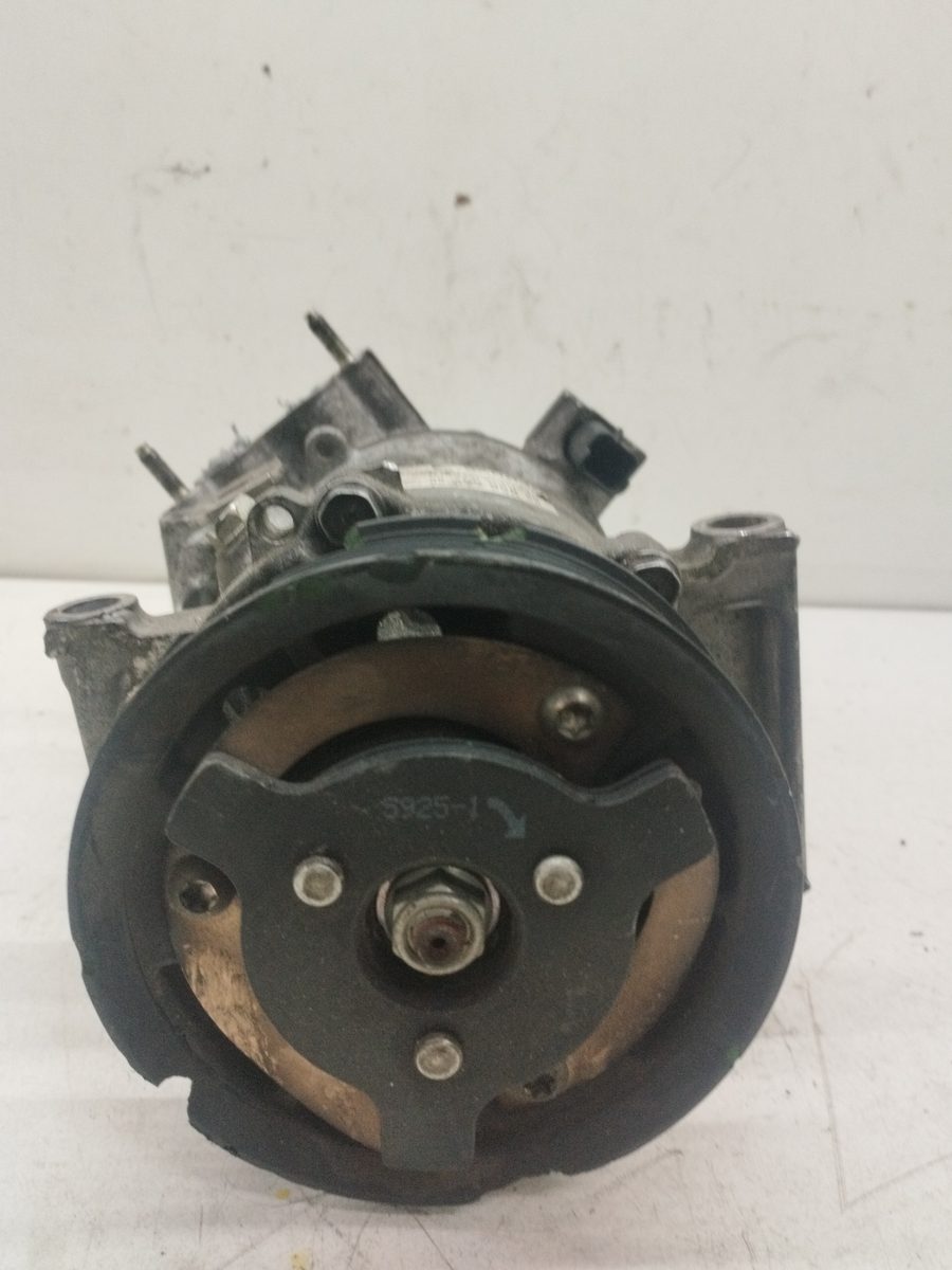 Compresor Aire Acondicionado Peugeot 208 2012-2019 Active 1.6L 73kW 9675655880