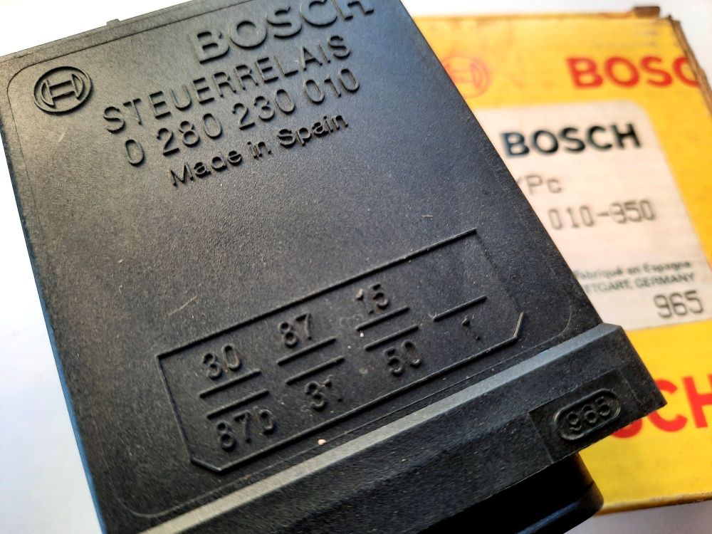 Unidad Control Relé Bomba Combustible Peugeot 205 Gti Bosch