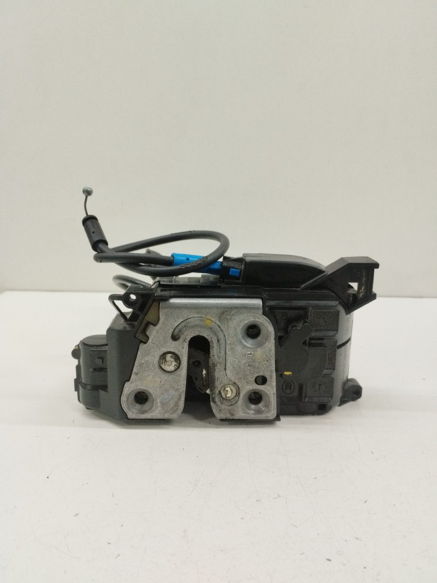 Cerradura Puerta Delantera Derecha Renault Megane Iii Berlina 5 P 2008-2016 8050200