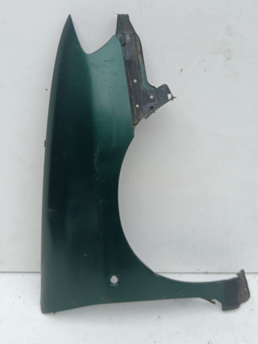 Guardabarro Delantero Derecho SEAT Cordoba Berlina (6K2) 1999-2003 Stella