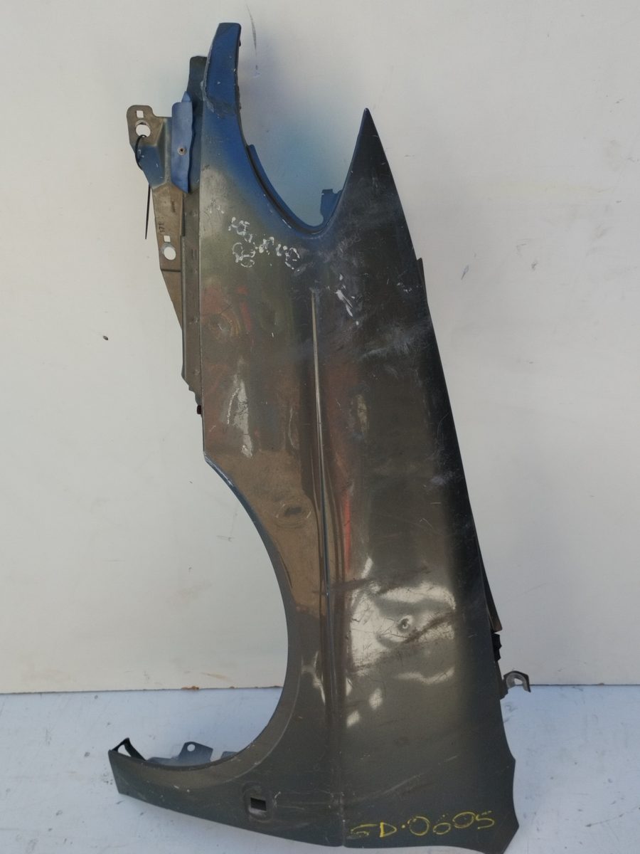 Guardabarro Delantero Izquierdo Renault Megane I Classic (LA0) 1996-2001 Diesel