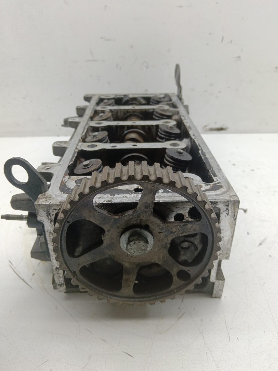 Tapa De Cilindros Peugeot 206 Berlina 1998-2010 1,4 1.4L 55kW 9634005110