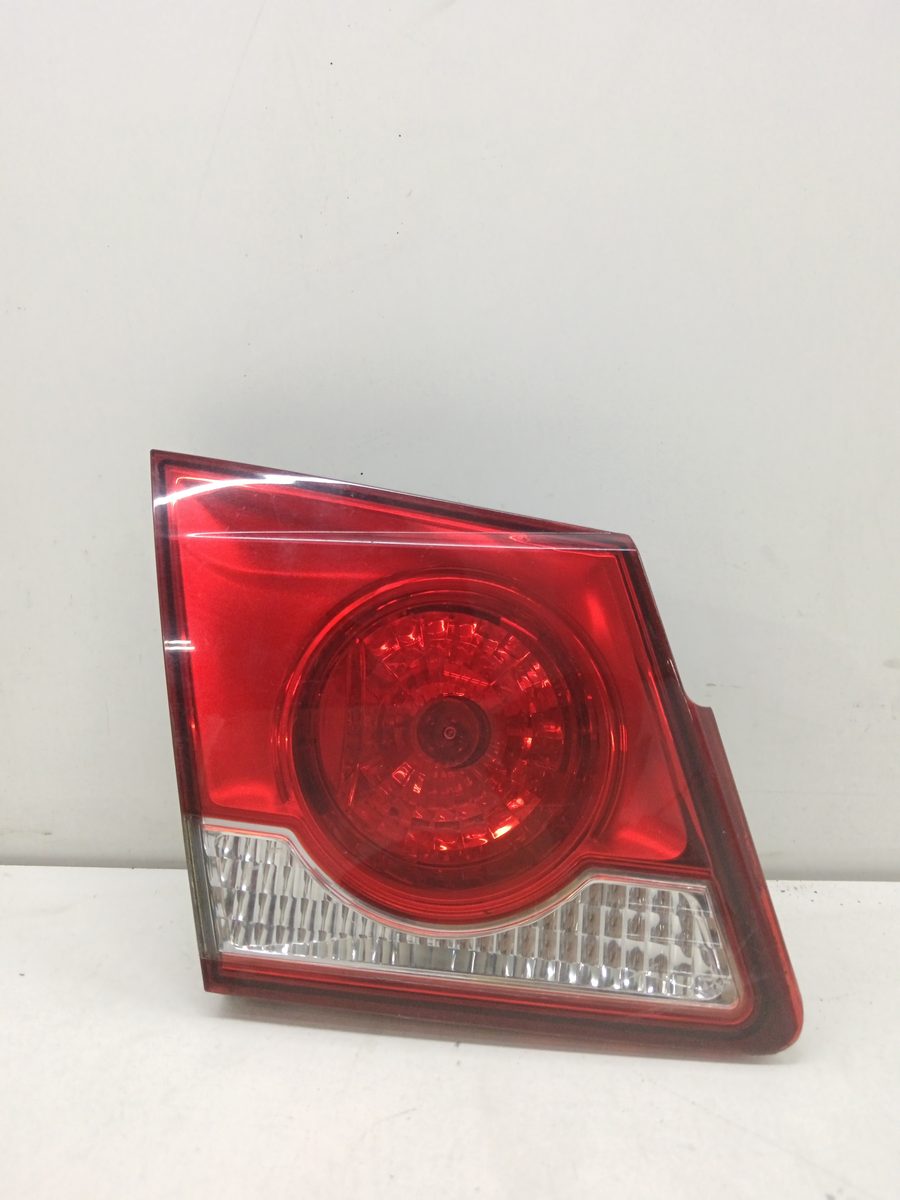 Farol Trasero Izquierdo Interior Chevrolet Cruze 2009-2014 LS 35843