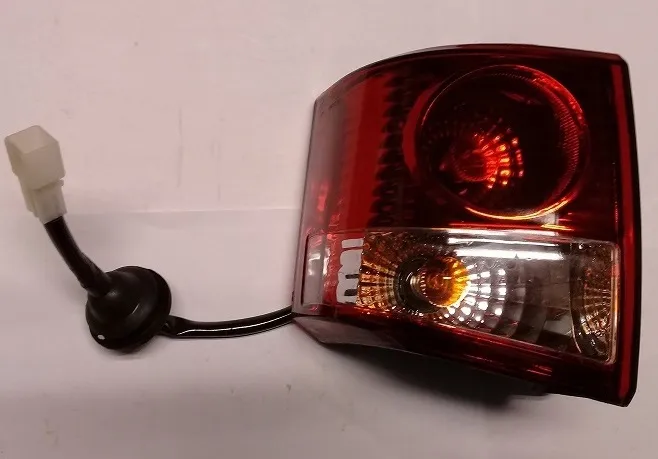 farol trasero izquierdo