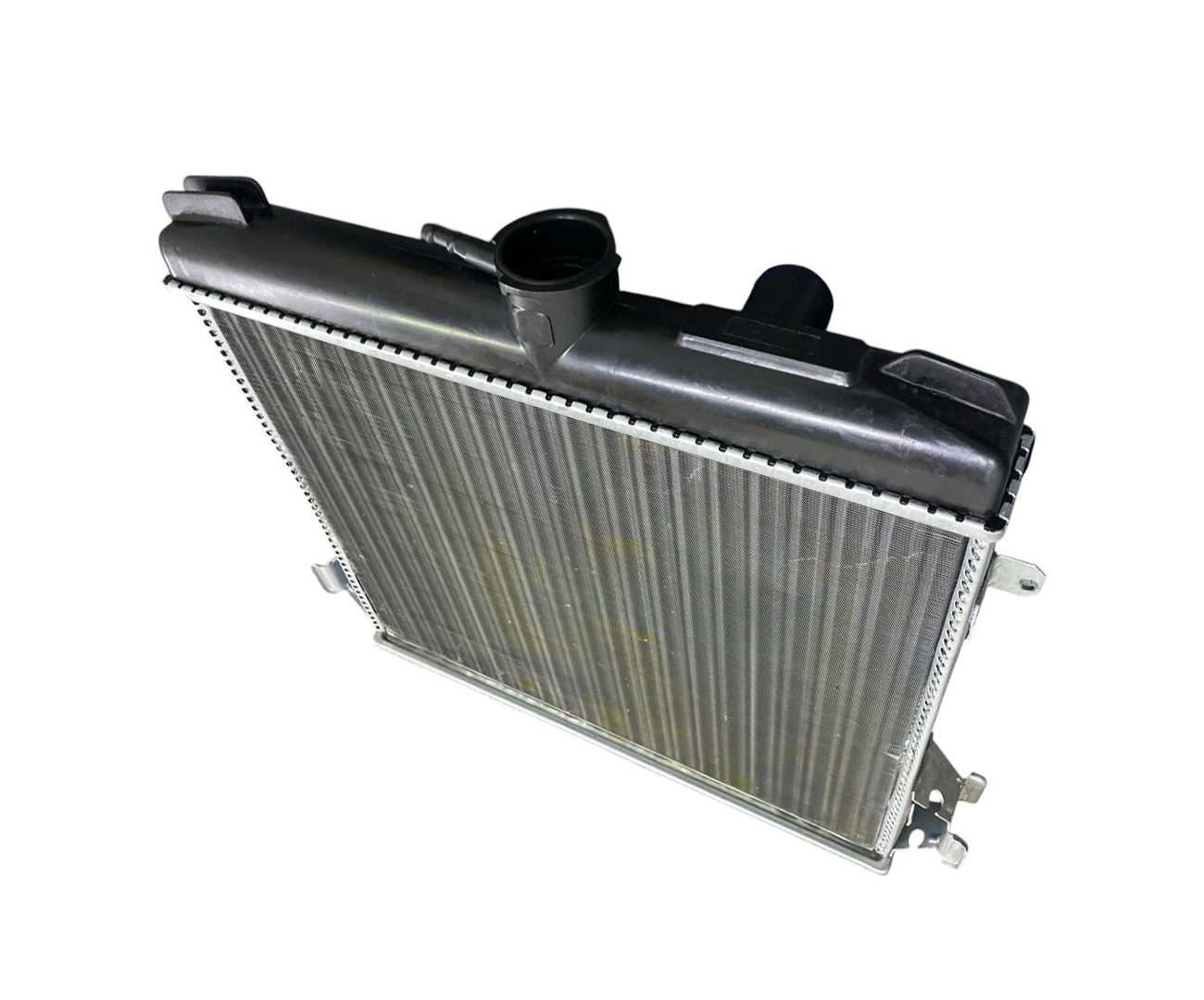RADIADOR MOTOR (1.4/1.6 NAFTA)