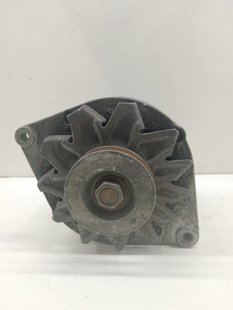 Alternador Peugeot 205 Berlina 1983-1998 1,1 1.1L 44kW 0120489467
