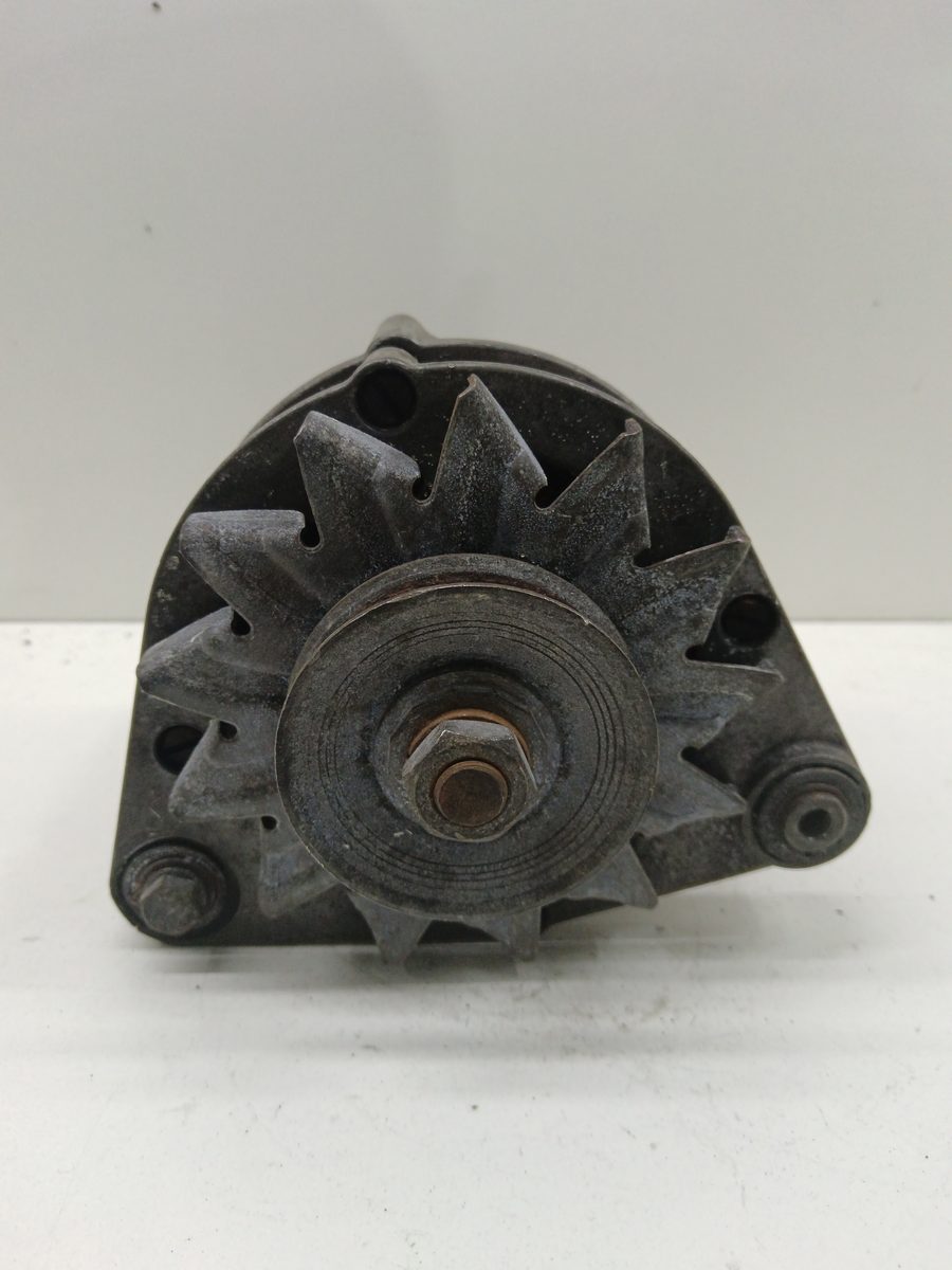 Alternador BMW Serie 3 Berlina (E30) 1982-Actualidad 316 1.8L 66kW 0120489473