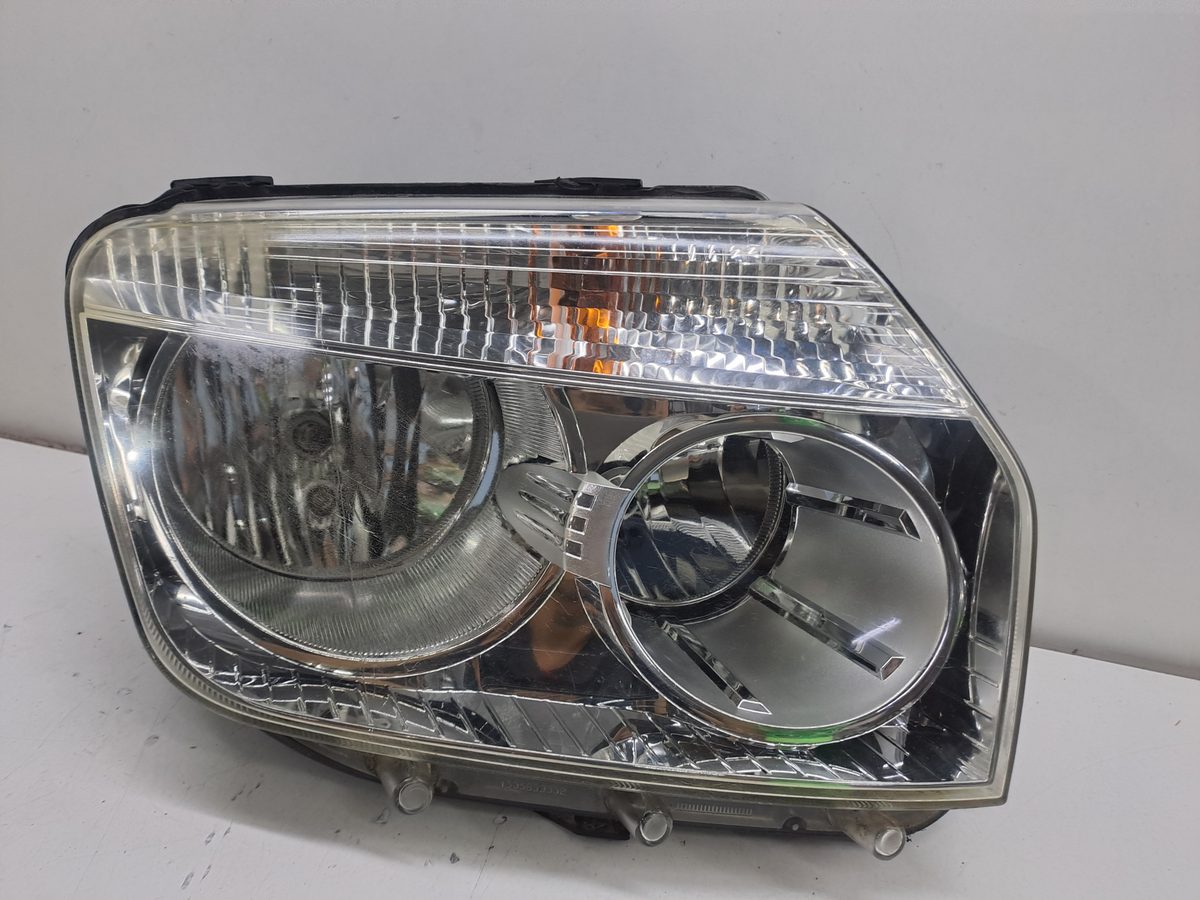 Faro Delantero Derecho Renault Duster 2010-Actualidad Ambiance 4×2 260100067R