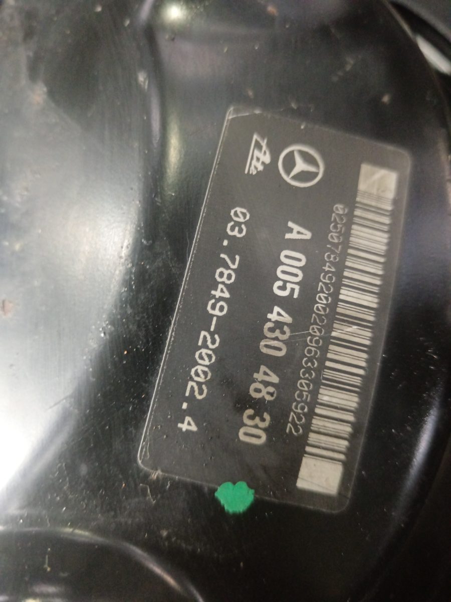 Servofreno Mercedes-Benz Clase C (W203) Berlina 2000-2007 2.7 CDI 20V CAT 03784920024