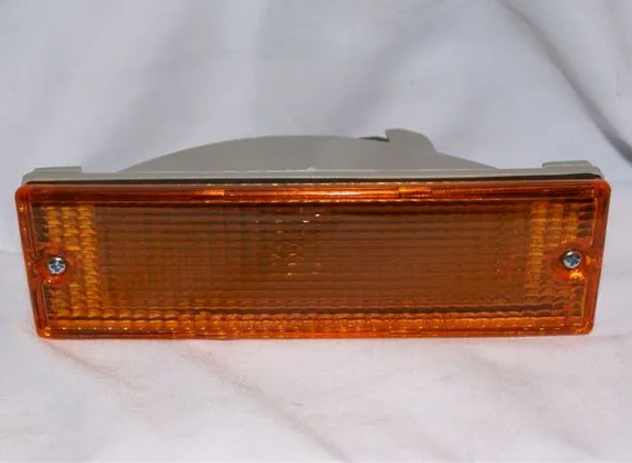 Farol de paragolpe delantero