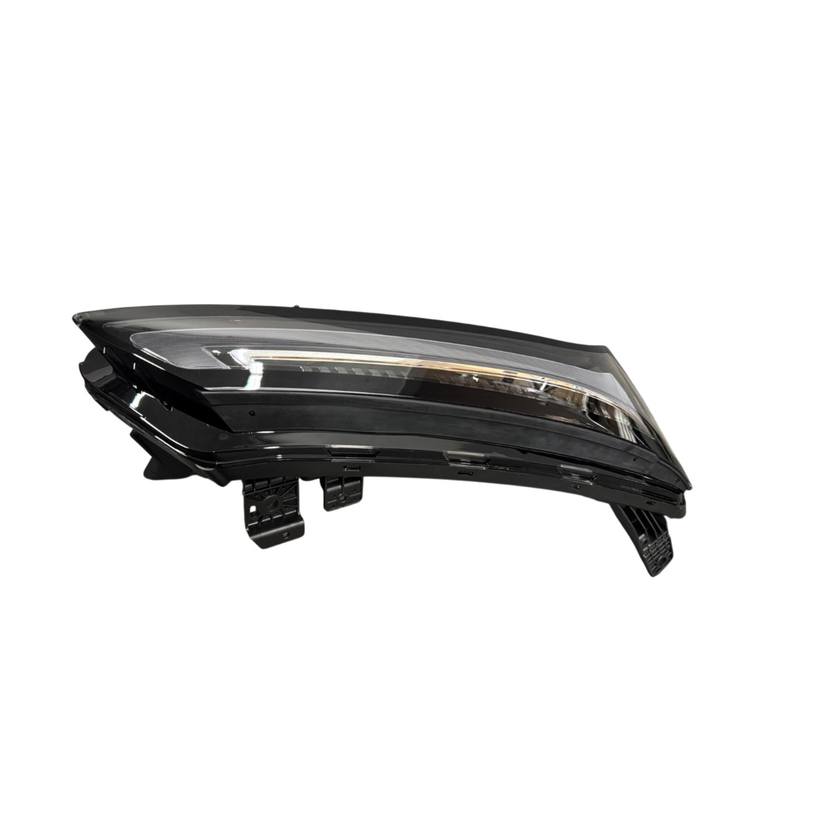 FARO DIURNO DELANTERO DERECHO CHEVROLET CAPTIVA EV 2026