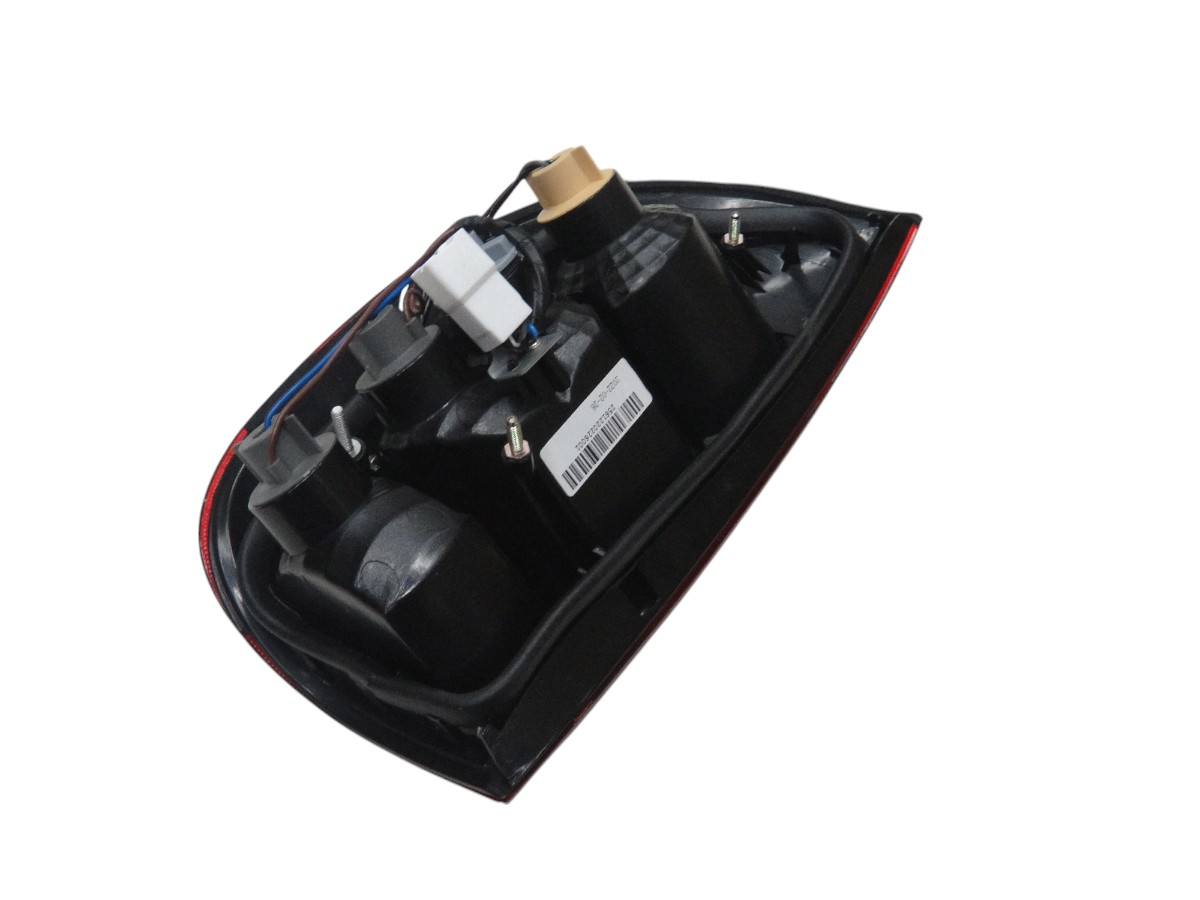 FARO TRASERO DERECHO CHEVROLET WAGON CLASSIC 2011/