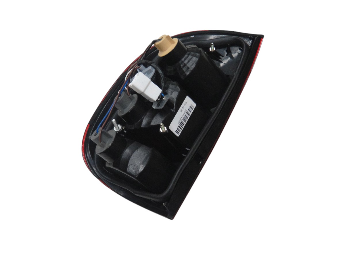 FARO TRASERO DERECHO CHEVROLET WAGON CLASSIC 2011/