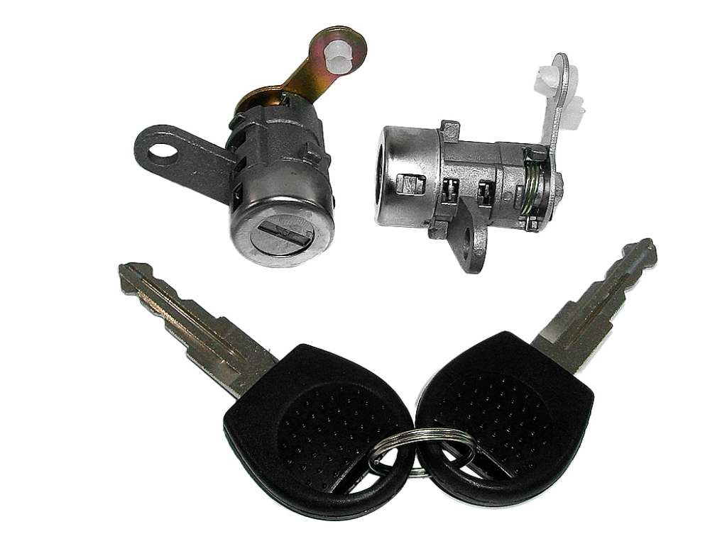 CILINDRO PUERTA GM AVEO 2 PIEZAS