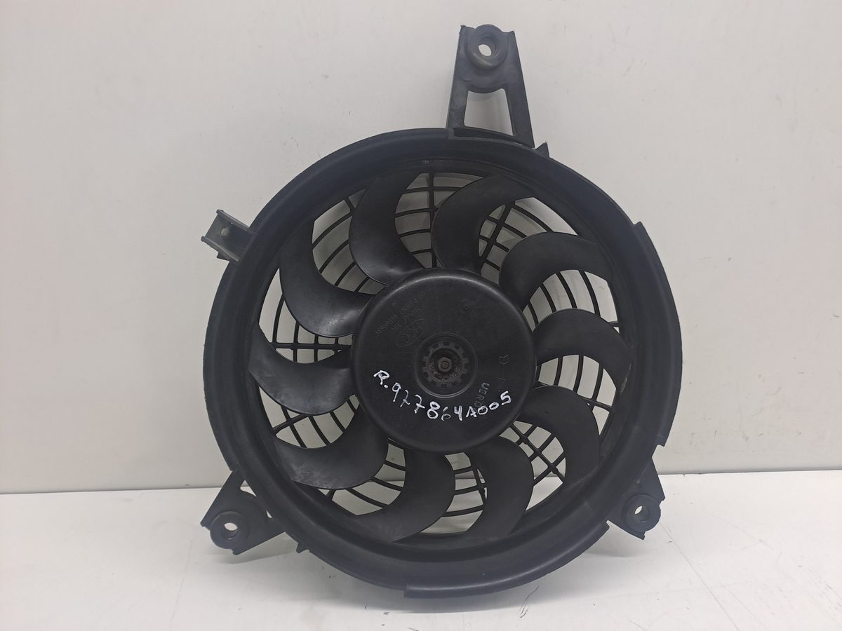 Electroventilador Hyundai H 1 Starex 1999-2003 H 1 Starex TD 2.5L 74kW 977864A005