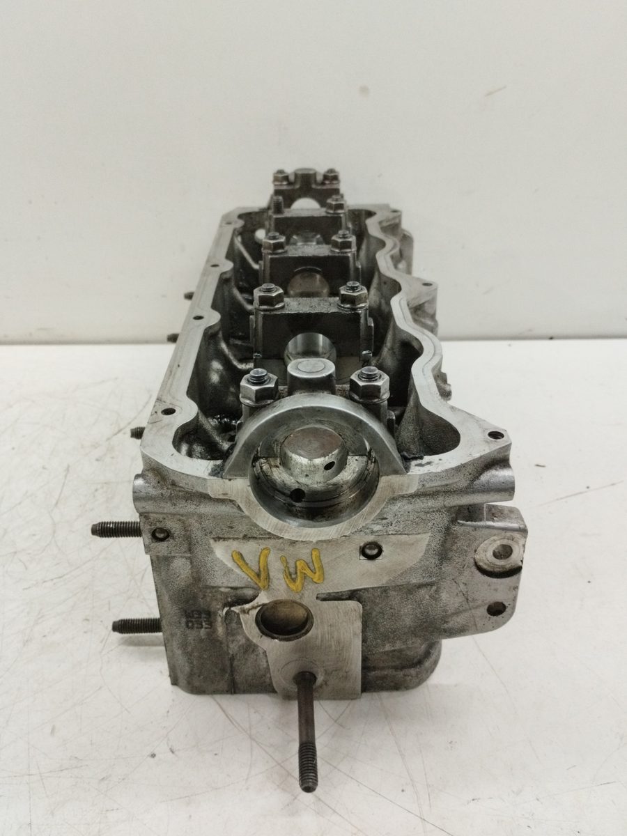 Tapa De Cilindros Volkswagen Bora Berlina (1J2) 1998-2005 1.9 TDI 1.9L 81kW 038103373E