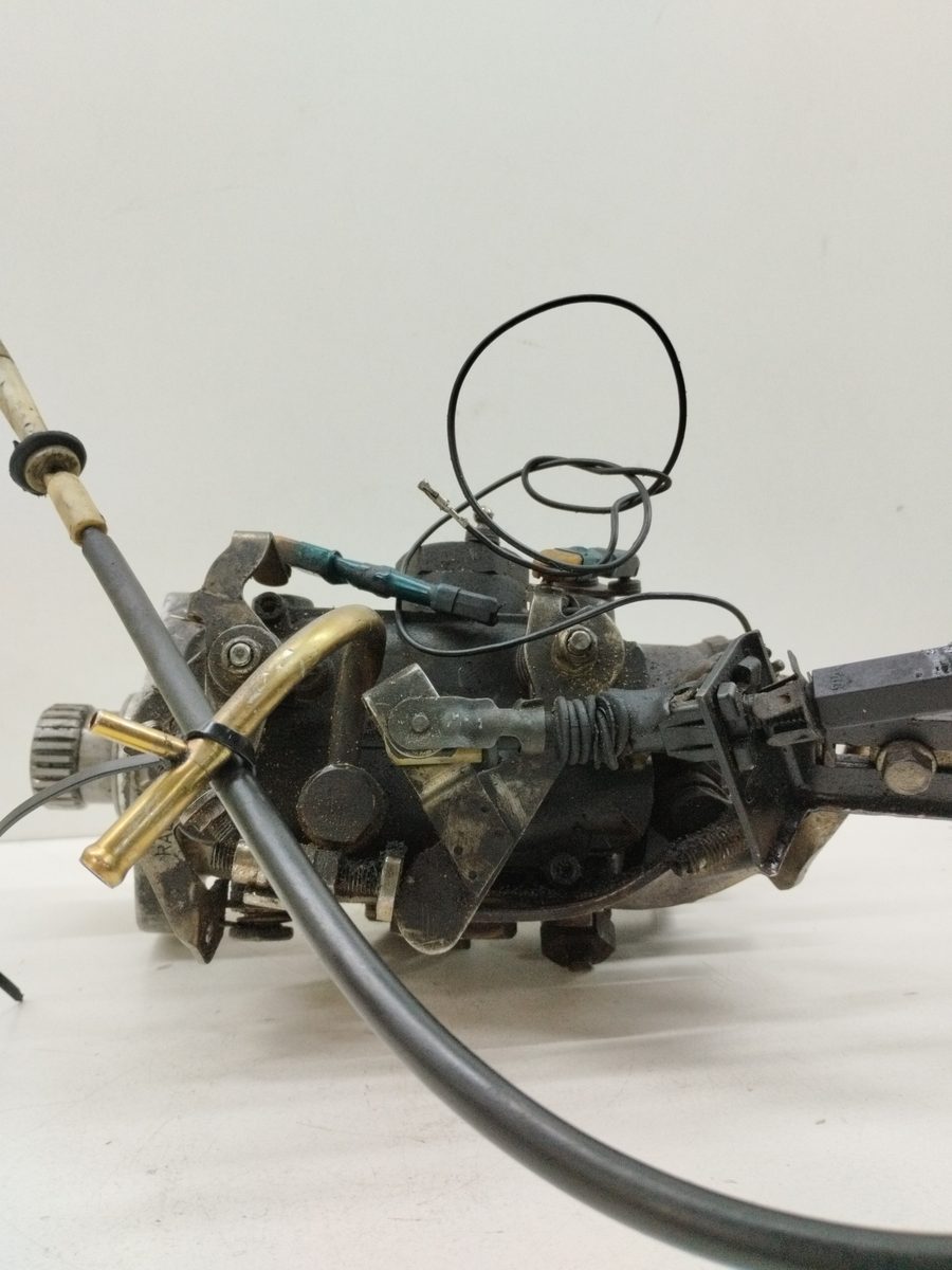 Bomba Inyeccion Ford Sierra Berlina 1982-Actualidad Básico 2.3L 49kW R8443A173C
