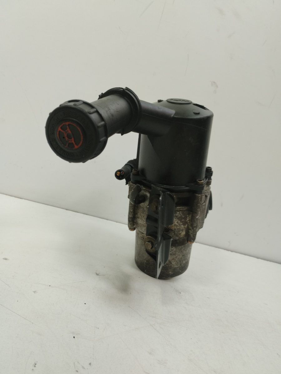 Bomba Direccion Peugeot 307 (S1) 2001-2005 XT 2.0L 66kW 9643192380