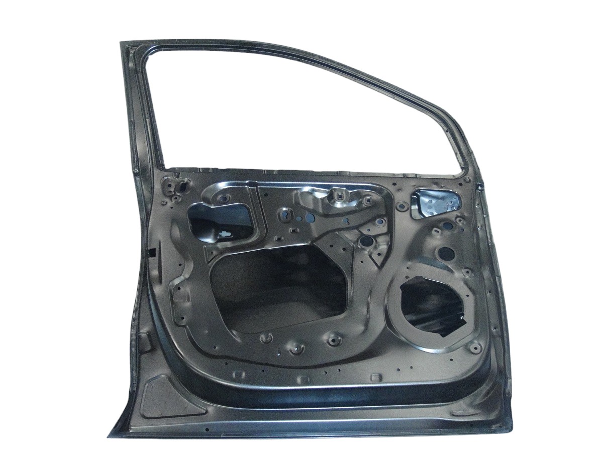 PUERTA DELANTERA IZQUIERDA CHEVROLET TRACKER 2013/2018