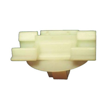 Broche de moldura y guardabarros