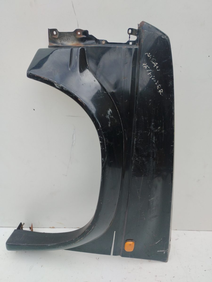 Guardabarro Delantero Izquierdo Nissan Pathfinder (R50) 1997-2004
