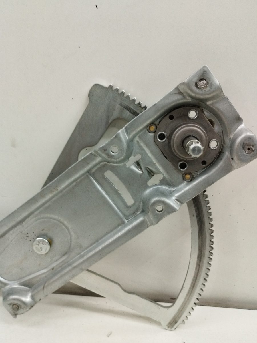 Alza Cristal Delantero Izquierdo Manual Opel Corsa B 1993-1997 Swing 90388861
