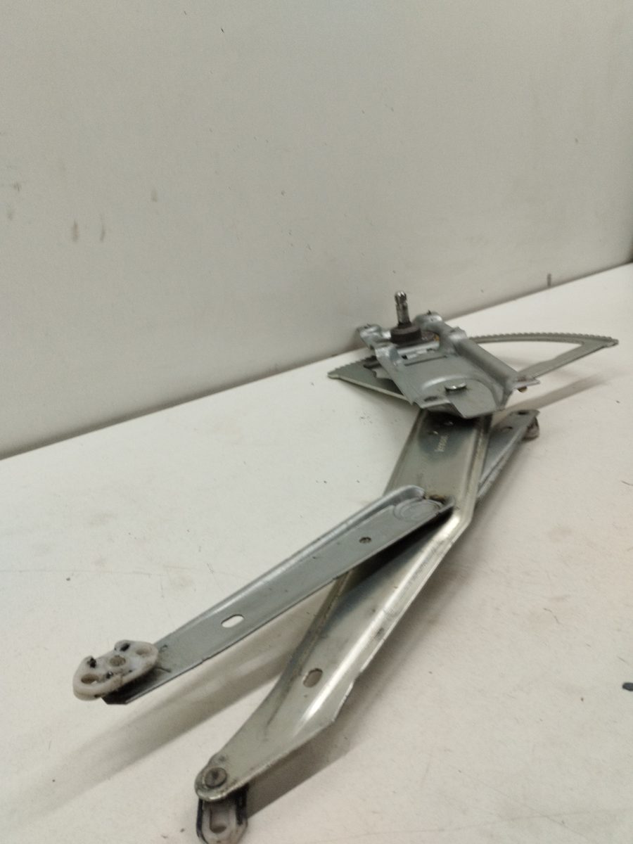 Alza Cristal Delantero Izquierdo Manual Opel Corsa B 1993-1997 Swing 90388861