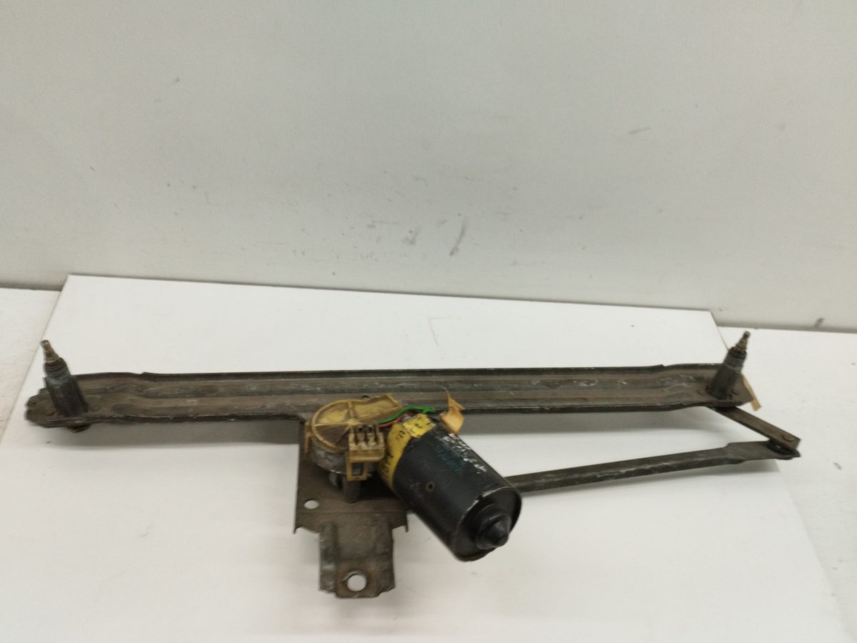 Motor Limpia Delantero Volkswagen Santana (327) 1981-Actualidad 1,6 1.6L 63kW 0390241080
