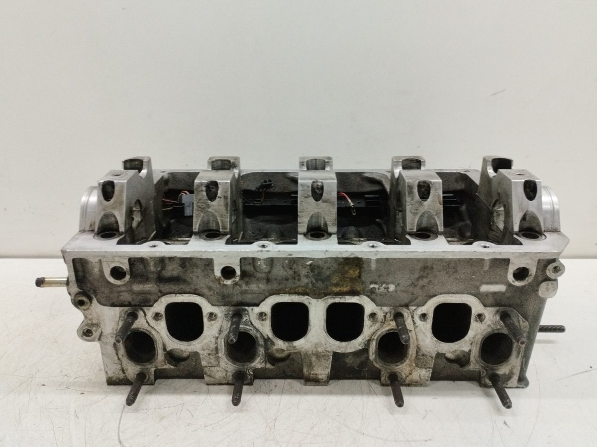 Tapa De Cilindros Audi A3 (8L) 1996-2003 1.9 TDI Ambiente 1.9L 96kW 038103373R