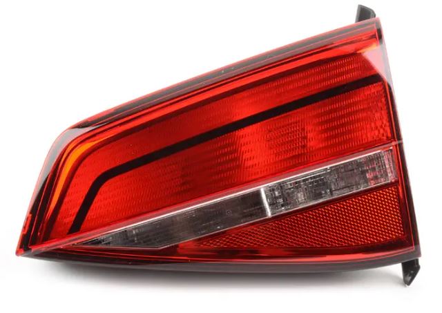 FARO TRASERO INTERNO DER. -TYC