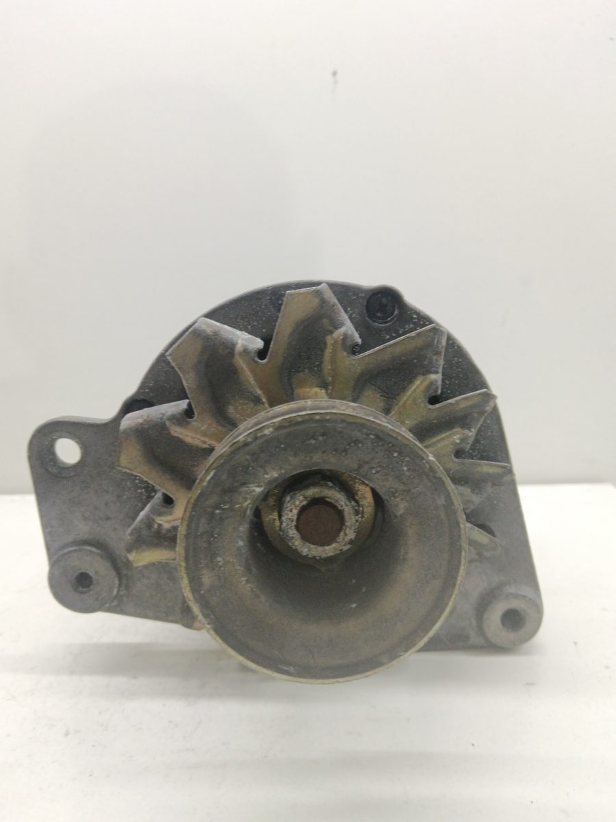 Alternador Volkswagen Golf Ii (191/193) 1983-Actualidad 1.8 16V (KR) 1.8L 102kW 0120489362