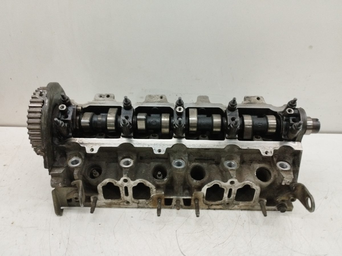 Tapa De Cilindros Peugeot 309 1986-Actualidad SR 1.6L 65kW