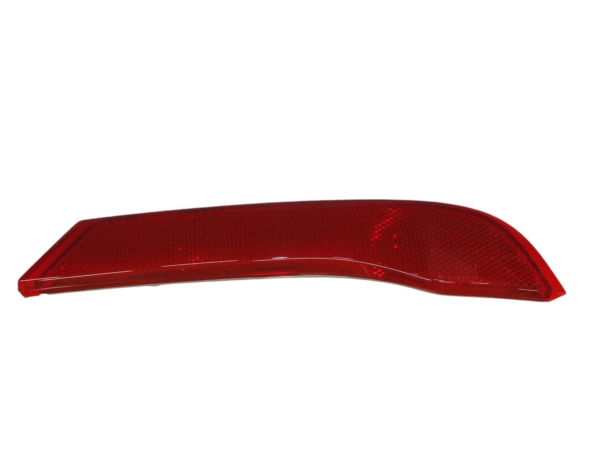 REFLECTOR PARAGOLPE TRA*CH TRACKER LTZ 2021/ *DER