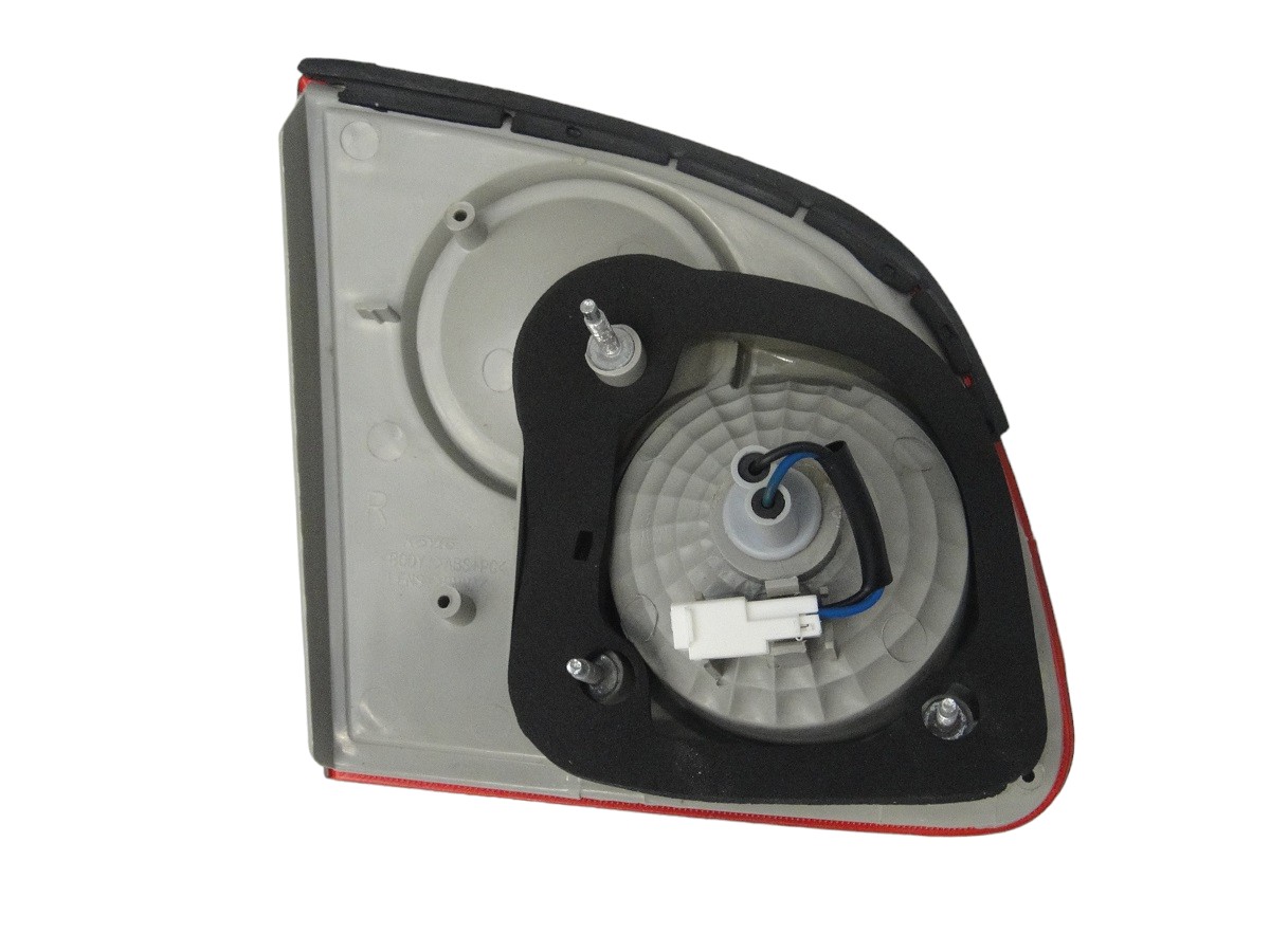 FARO TRASERO DERECHO CHEVROLET CLASSIC 2010/(PARTE INTERIOR)