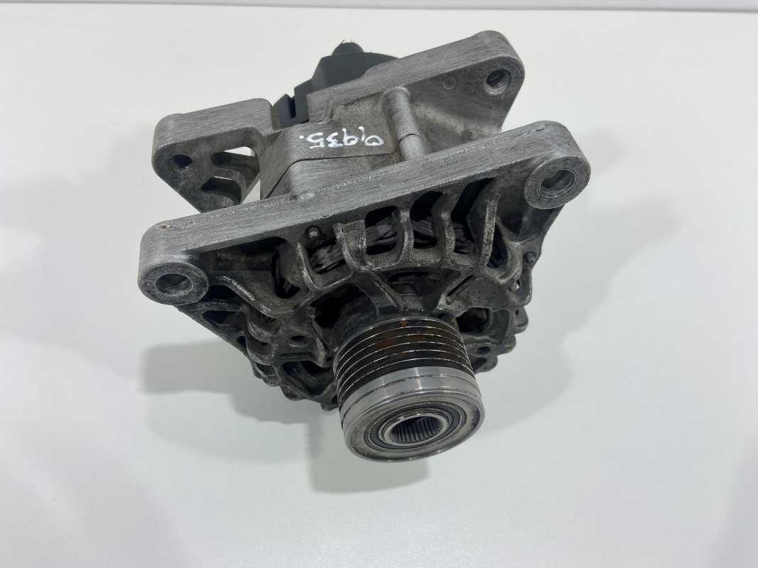 Alternador Peugeot Partner , Ref: 9935-F4A3