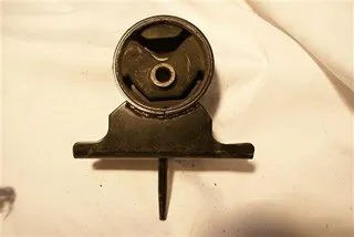 SOPORTE MOTOR DEL IZQ SUZUKI BALENO 96